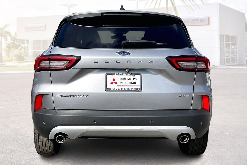Used 2024 Ford Escape Platinum AWD/4WD image 16