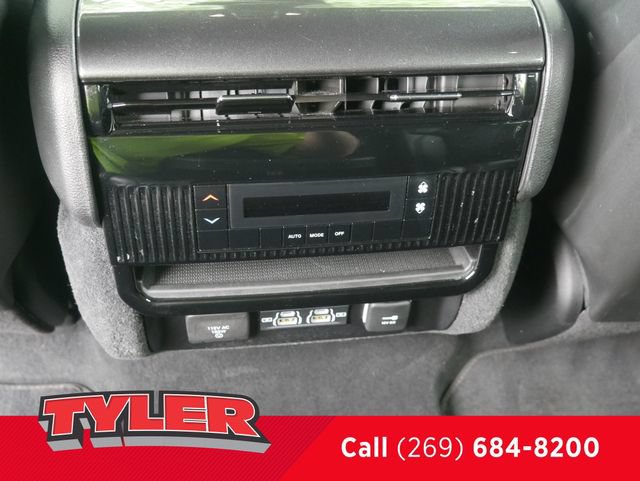 Certified 2023 Jeep Wagoneer 4WD image 41