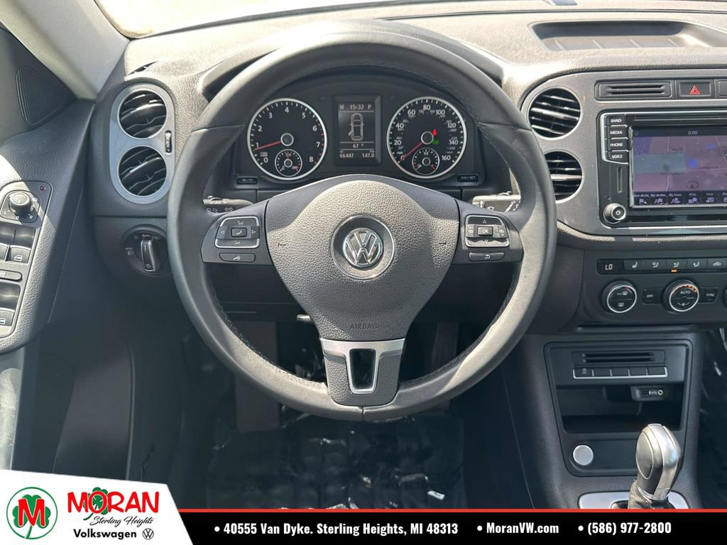 Used 2016 Volkswagen Tiguan SEL FWD image 16
