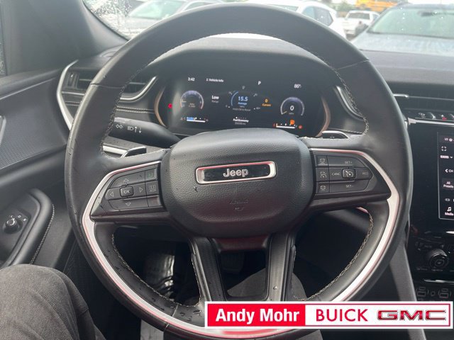 Used 2023 Jeep Grand Cherokee L Laredo AWD/4WD image 31