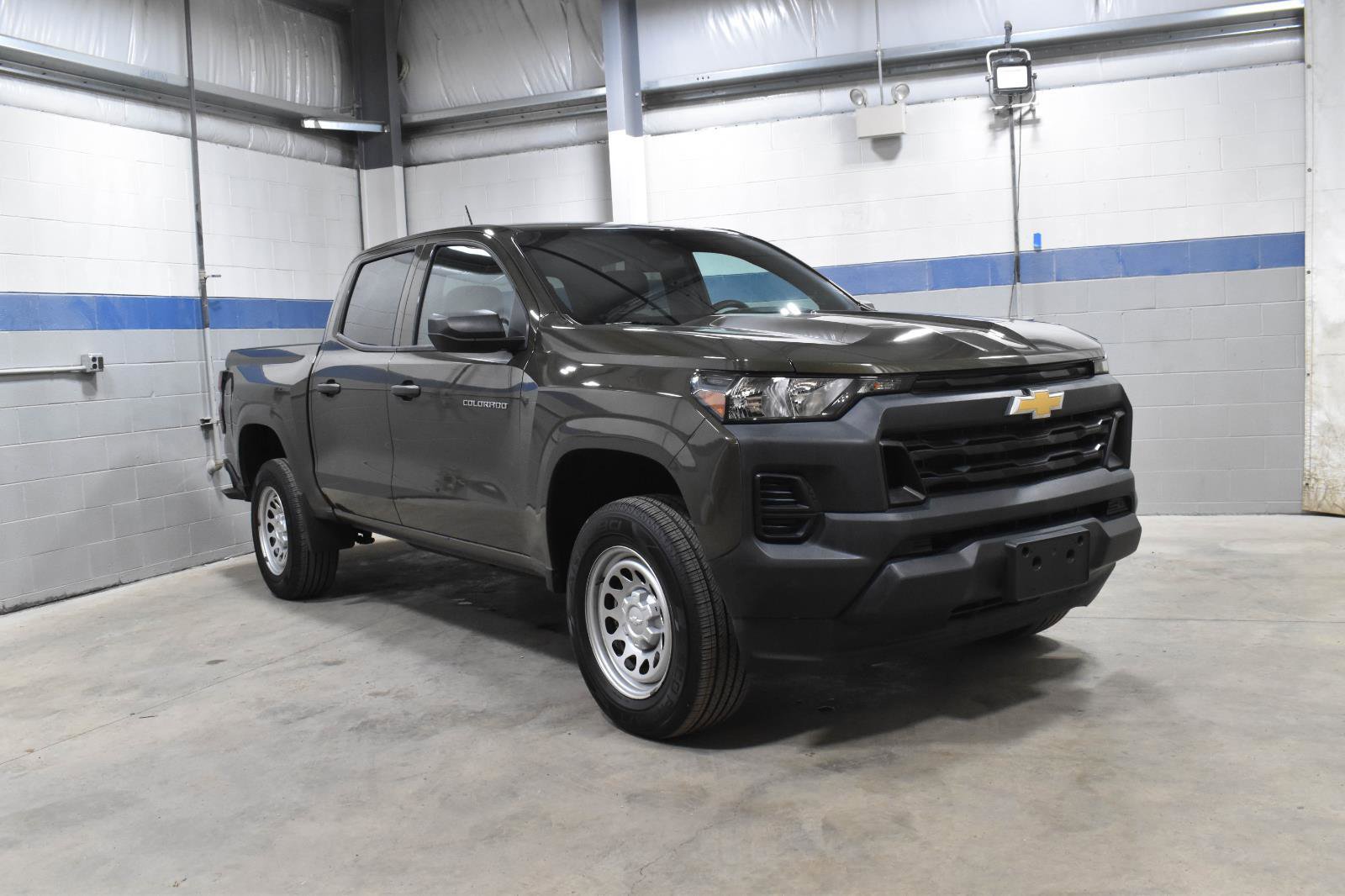 Used 2023 Chevrolet Colorado W/T RWD image 28