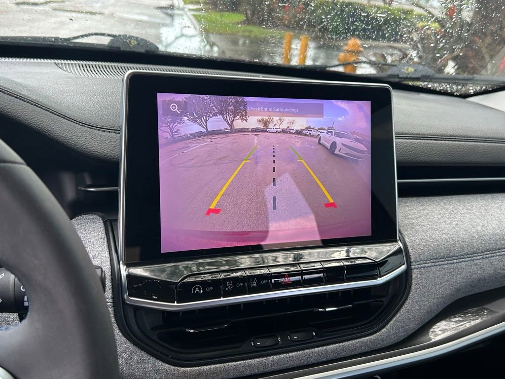 Certified 2022 Jeep Compass Latitude image 22