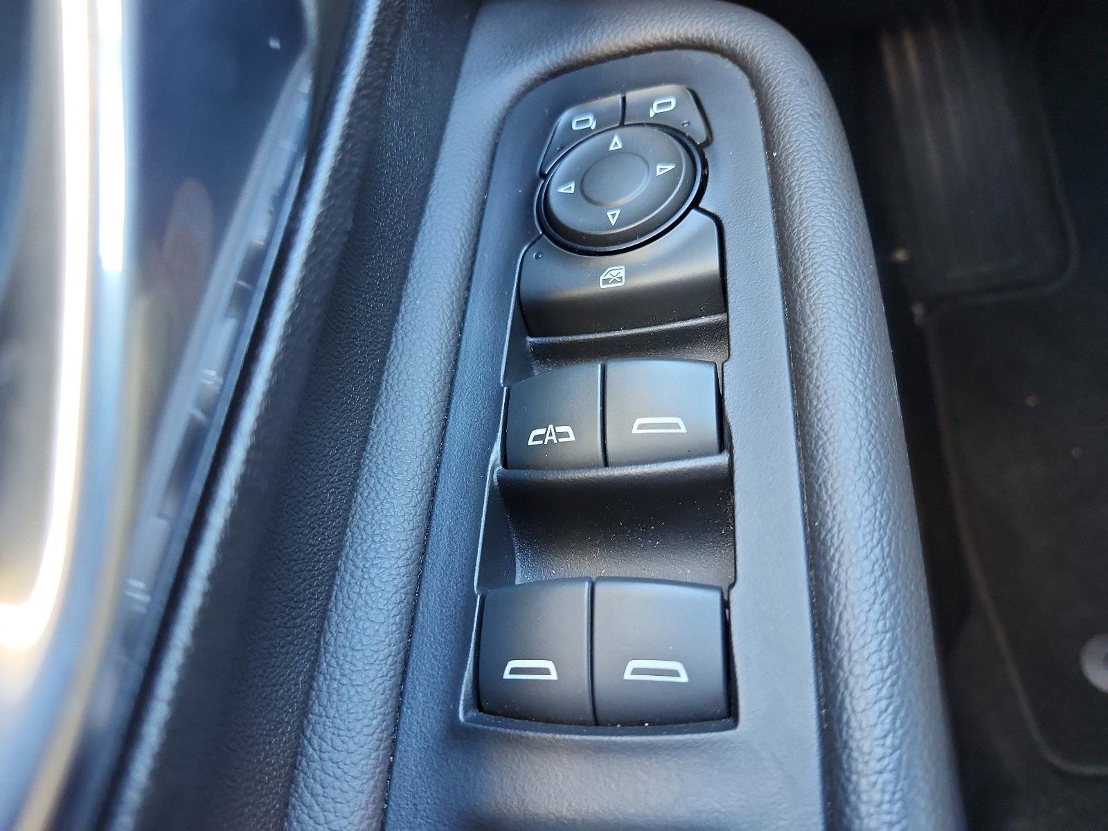 Certified 2023 GMC Terrain SLE image 17