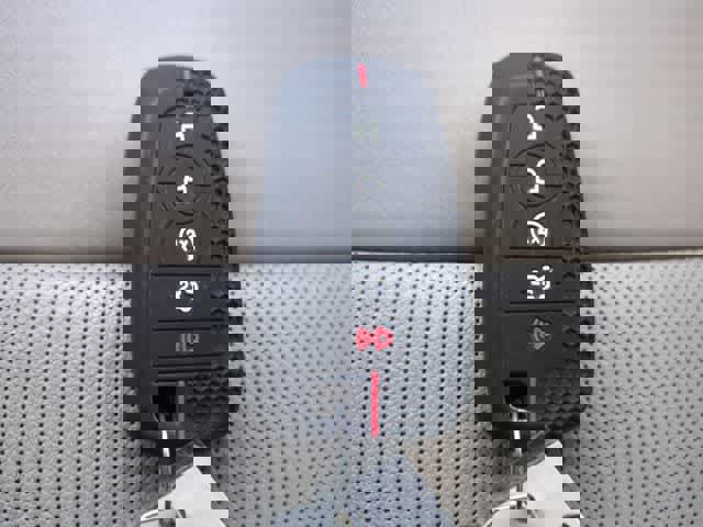 Used 2020 Ford Explorer Limited image 38