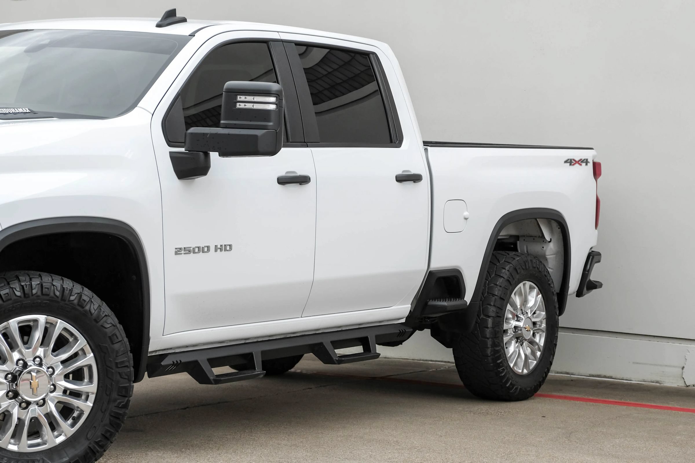 Used 2021 Chevrolet Silverado 2500 Custom w/ Custom Value Package AWD/4WD image 5