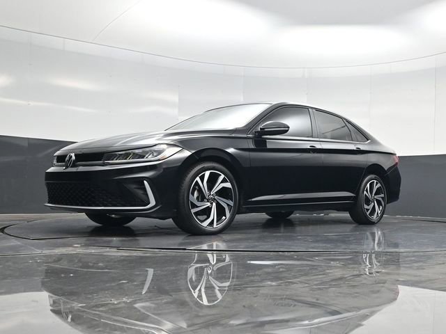 Used 2025 Volkswagen Jetta SEL FWD image 57