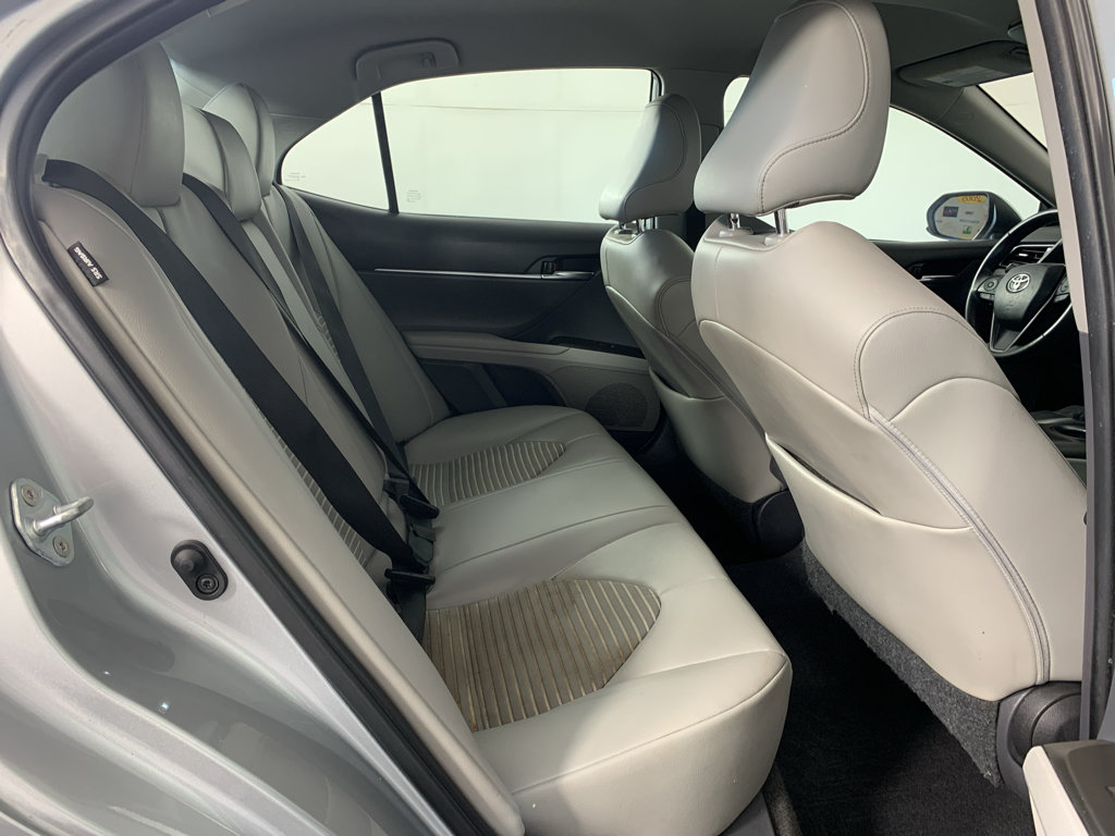 Used 2021 Toyota Camry SE FWD image 34