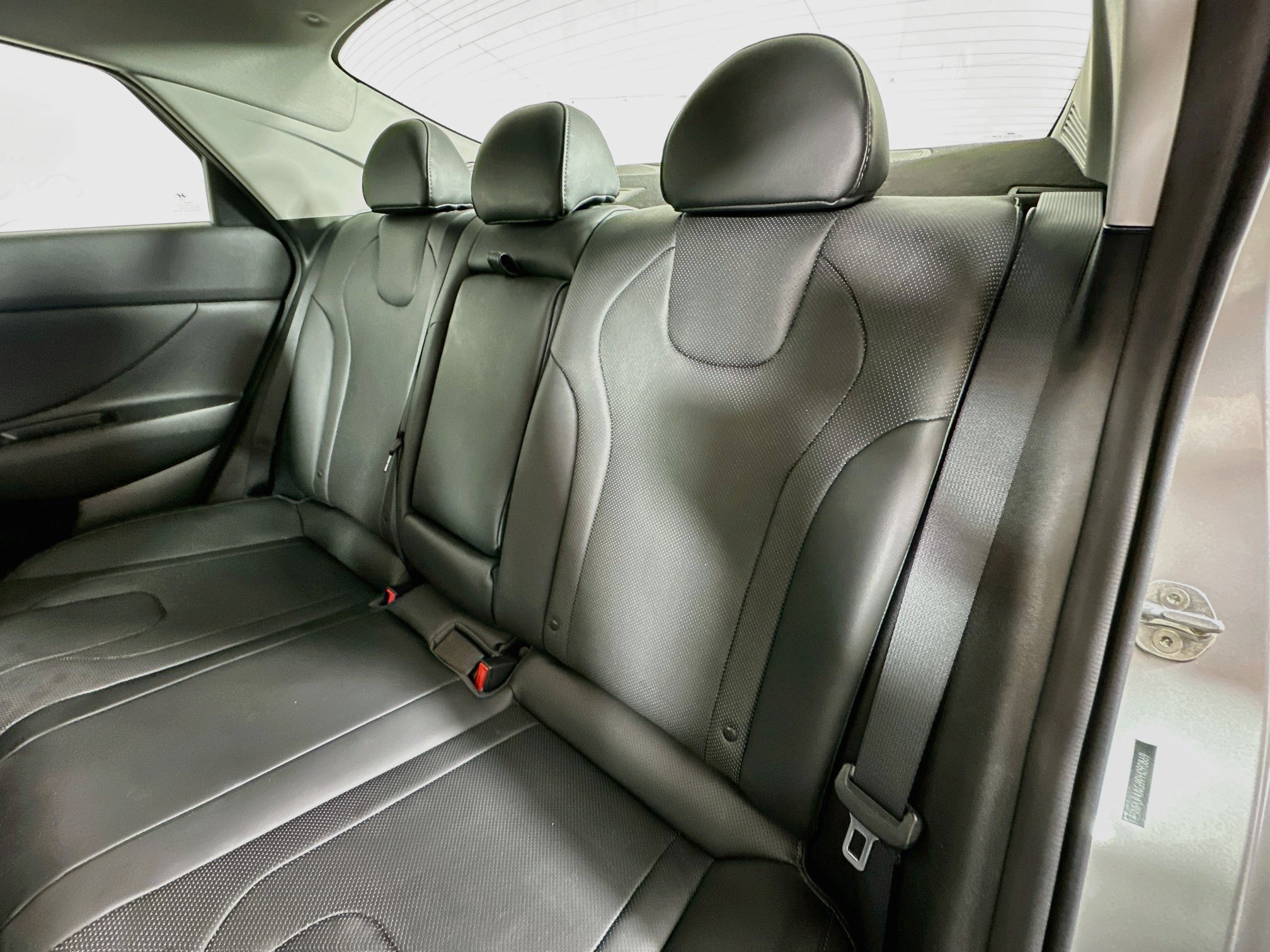 Certified 2023 Hyundai Elantra Limited FWD image 25