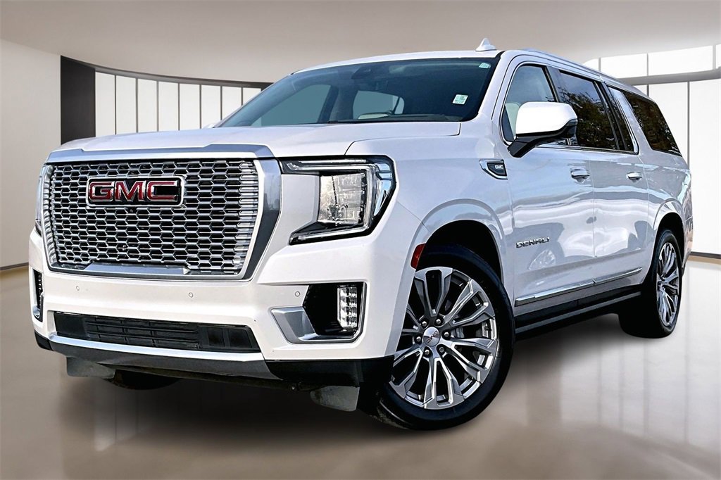 Used 2021 GMC Yukon XL Denali w/ Denali Ultimate Package image 1