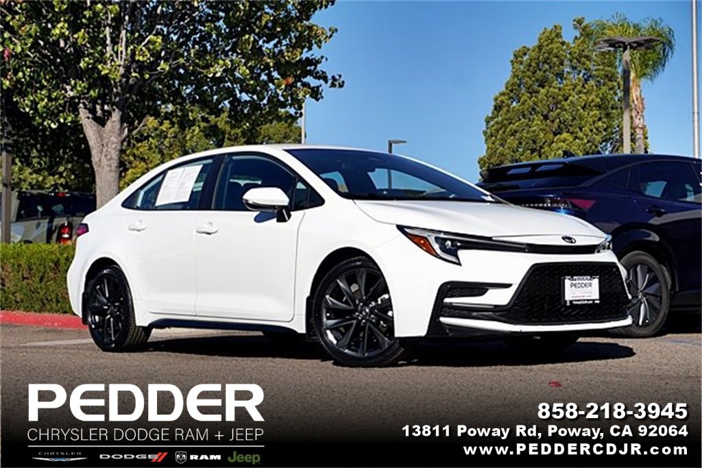 Used 2024 Toyota Corolla SE image 1