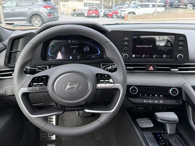 New 2026 Hyundai Elantra Sport image 13