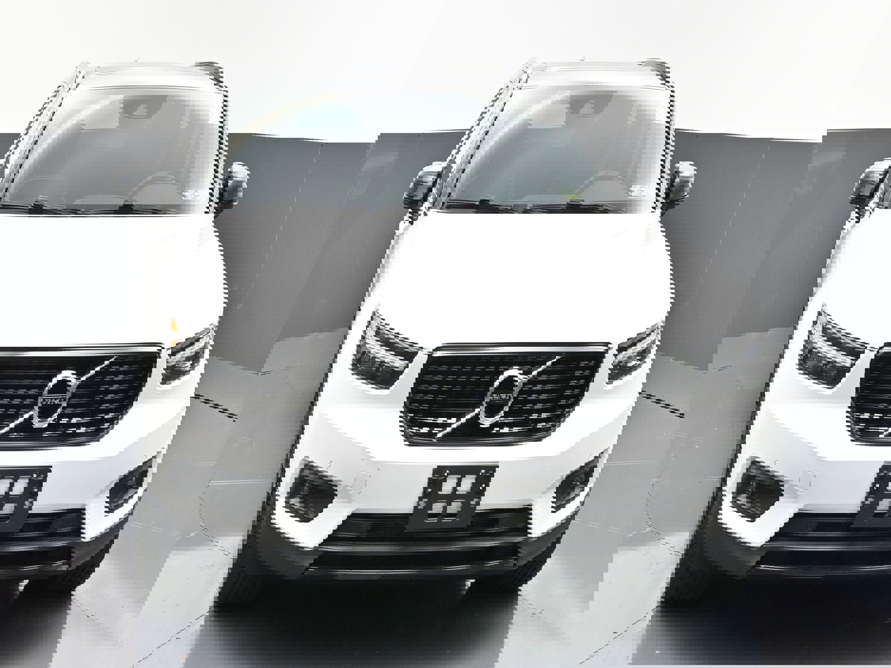 Used 2022 Volvo XC40 T5 R-Design image 63