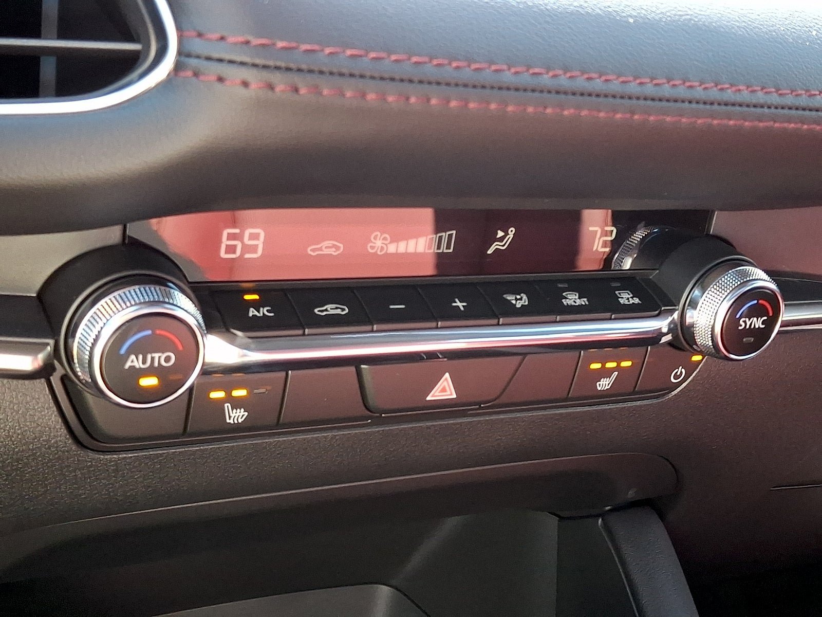 New 2026 MAZDA MAZDA3 Carbon AWD/4WD image 14