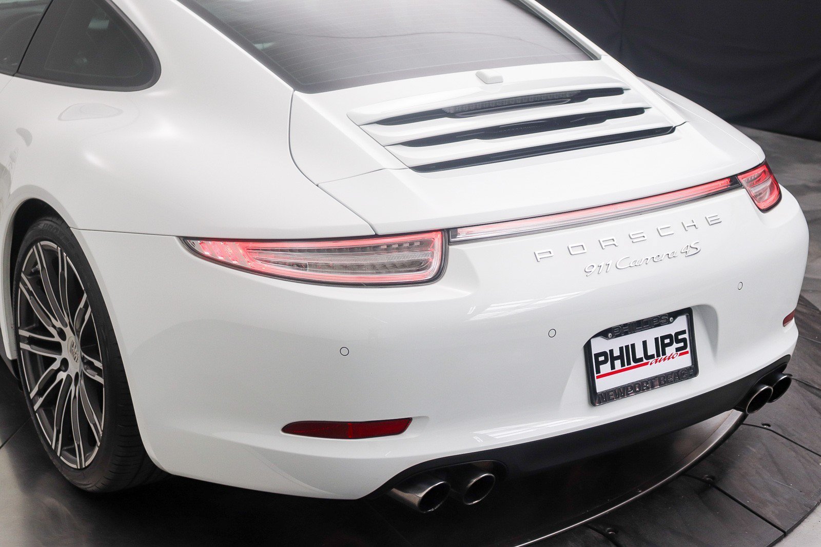 Used 2015 Porsche 911 Carrera 4S AWD/4WD image 12