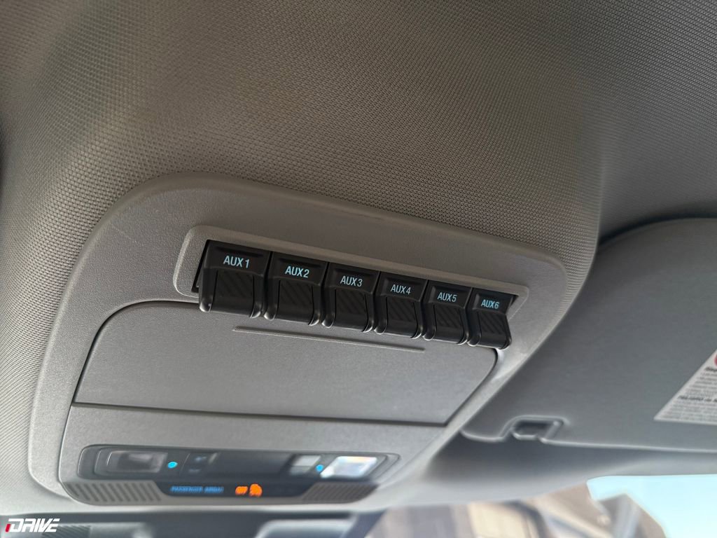 Used 2023 Ford F350 XLT image 46