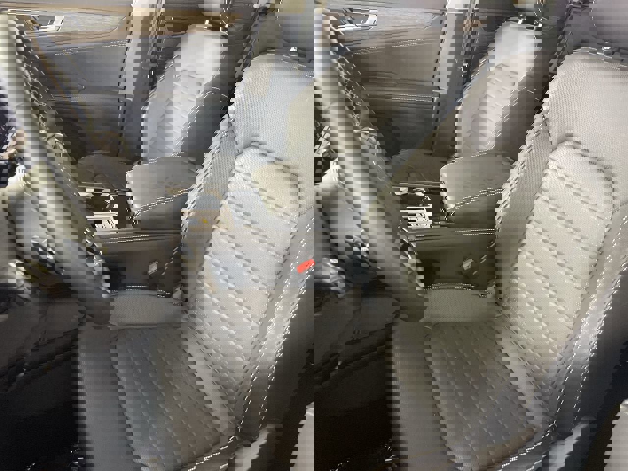 Used 2025 Volkswagen Atlas SEL image 19