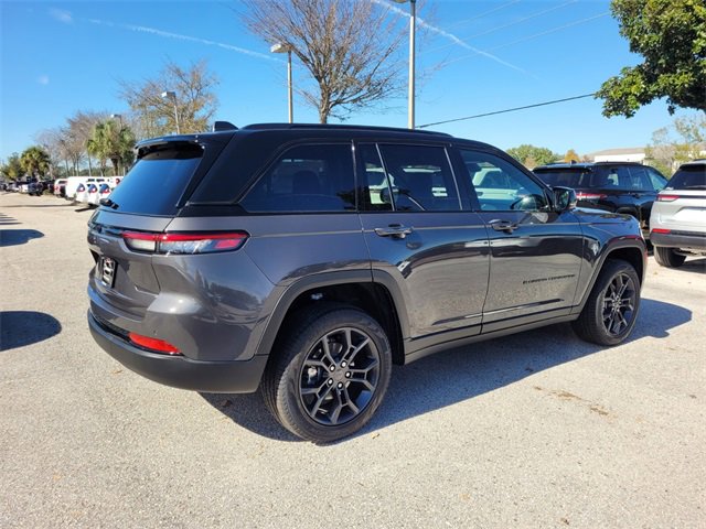 New 2025 Jeep Grand Cherokee Limited w/ Trailer Tow Package image 13