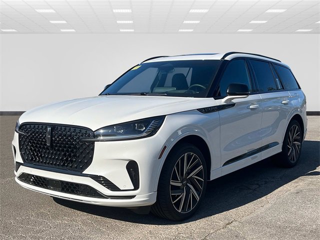 New 2025 Lincoln Aviator Black Label w/ Jet Appearance Package image 7