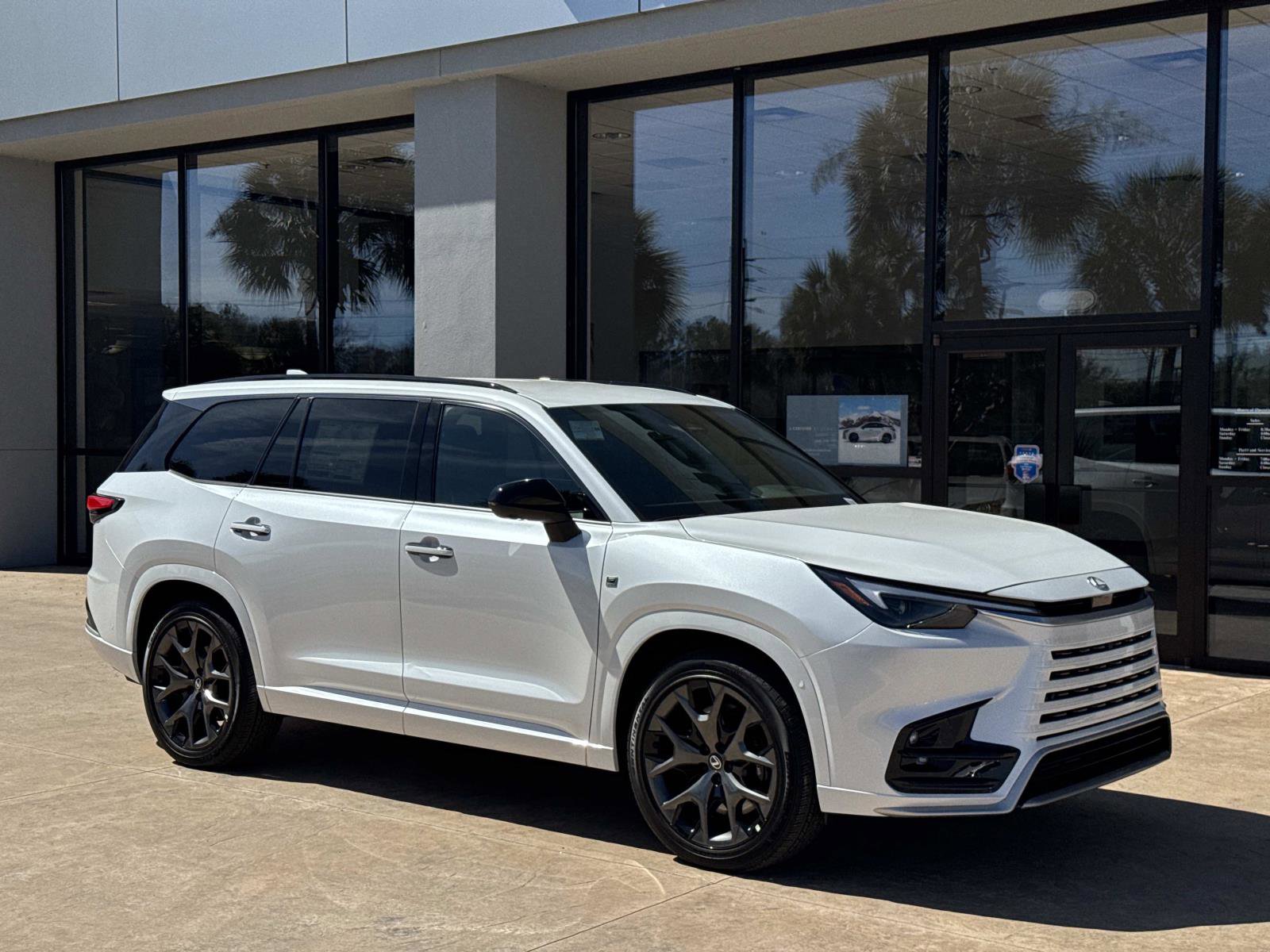 New 2026 Lexus TX 500h AWD image 1