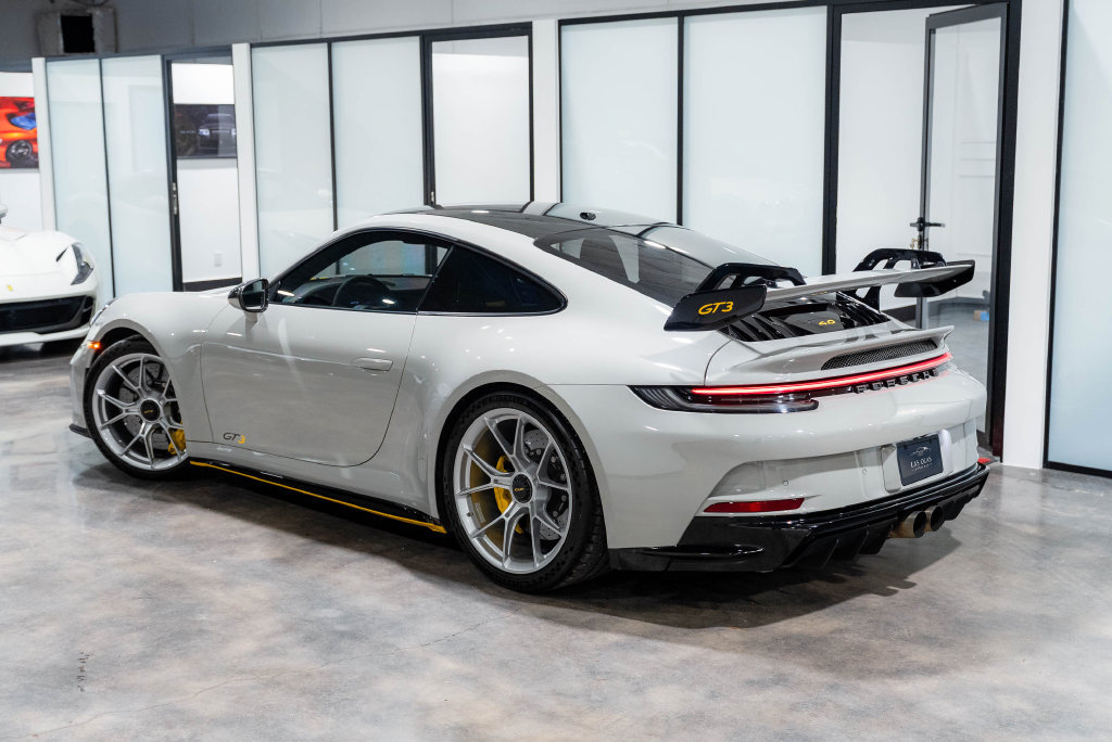 Used 2022 Porsche 911 GT3 RWD image 29