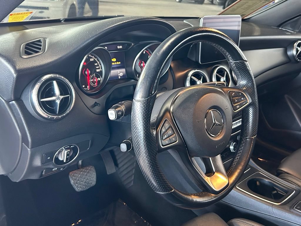 Used 2019 Mercedes-Benz CLA 250 image 19