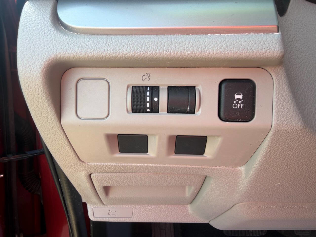 Used 2016 Subaru Forester 2.5i Premium w/ Protection Package #1 image 16