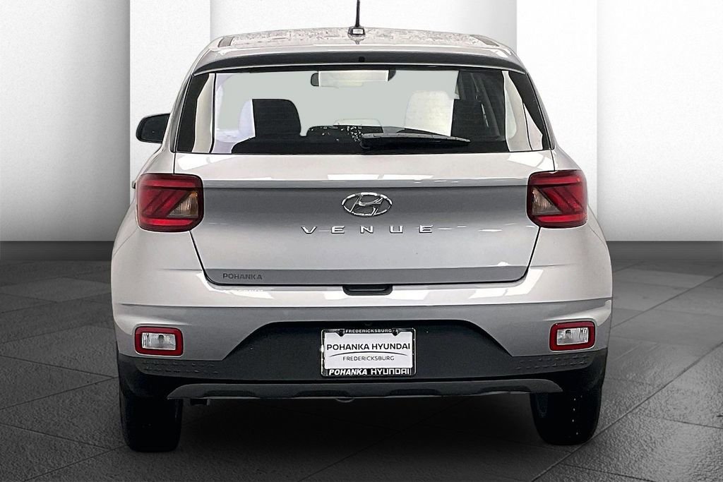 New 2026 Hyundai Venue SE image 4
