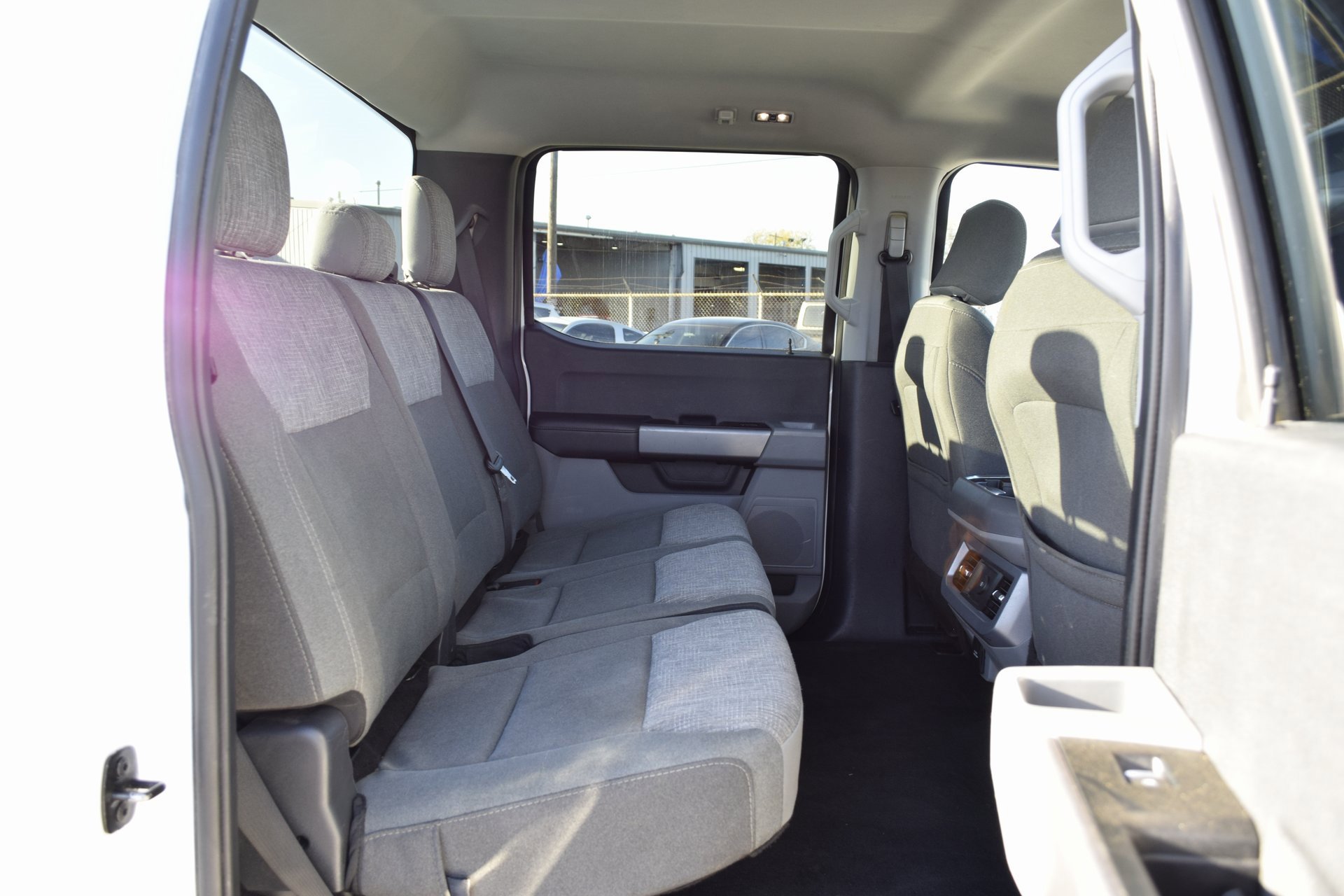 Used 2025 Ford F250 XLT w/ FX4 Off-Road Package image 37