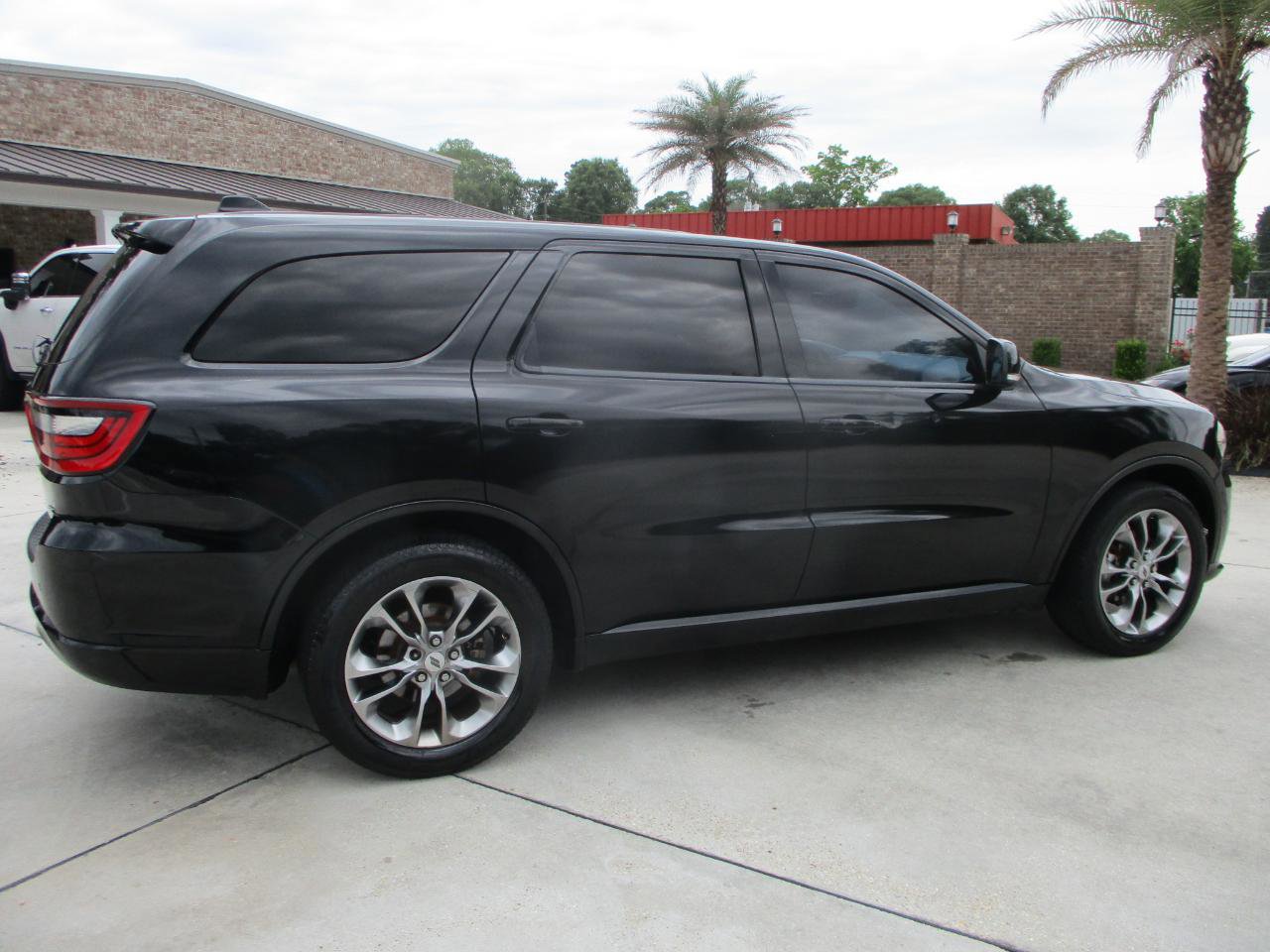 Used 2019 Dodge Durango GT RWD image 12