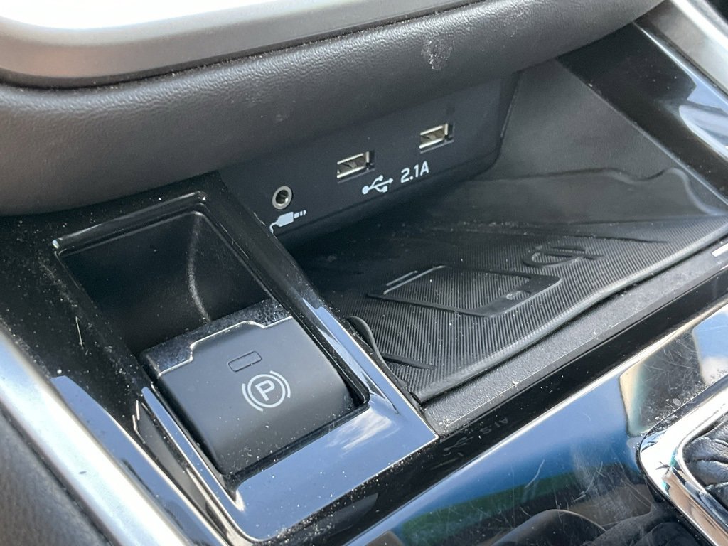 Used 2022 Subaru Legacy Premium image 12