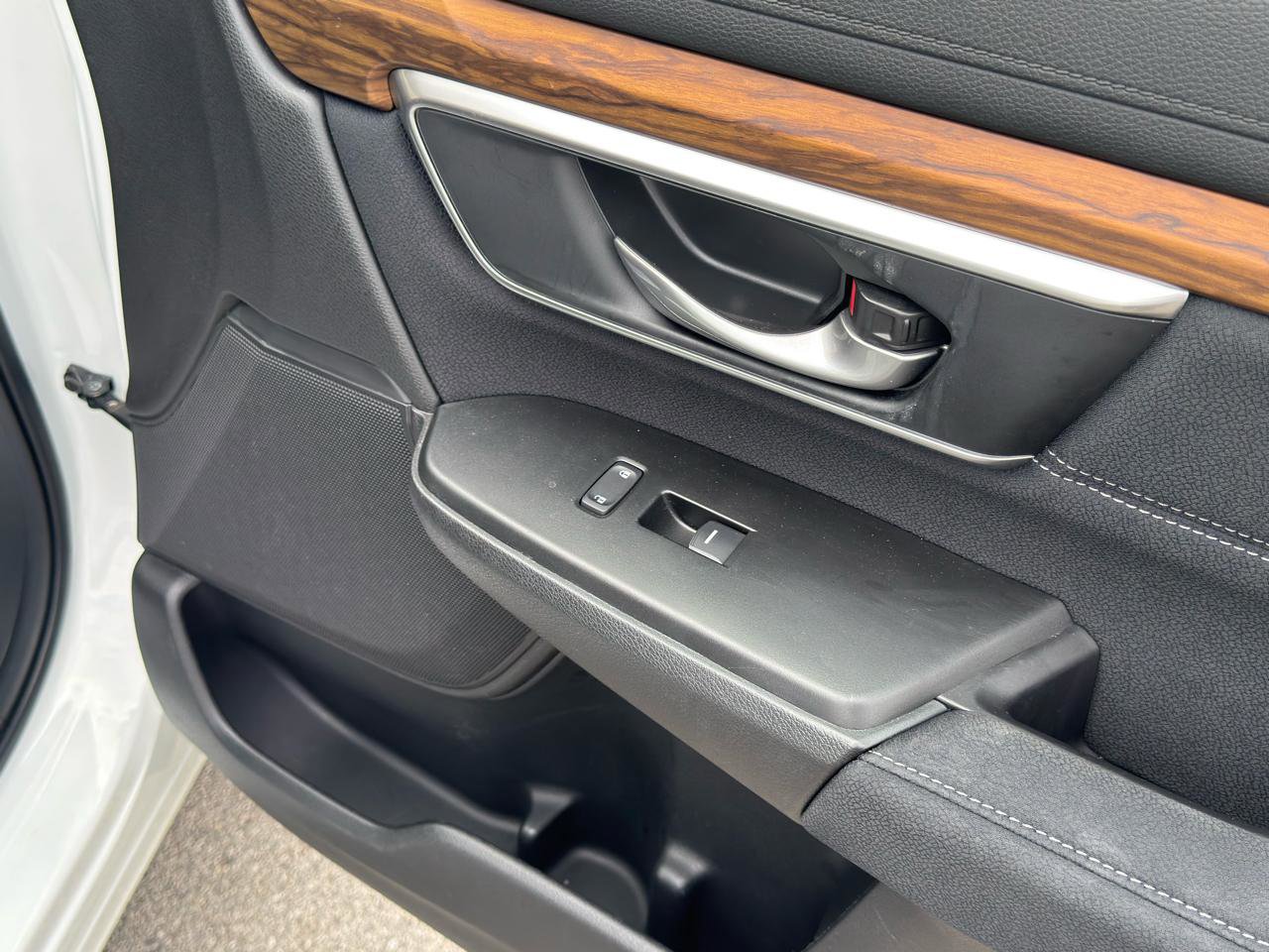 Used 2019 Honda CR-V EX image 30