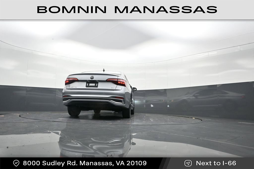 Used 2023 Volkswagen Jetta SEL image 28