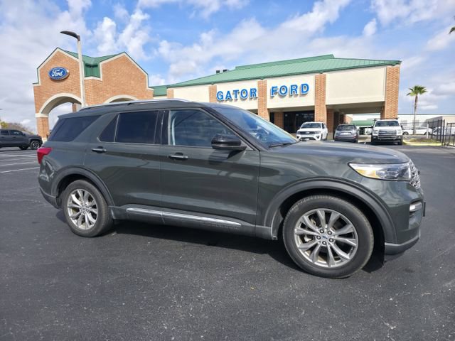 Used 2022 Ford Explorer Limited w/ Equipment Group 301A image 2