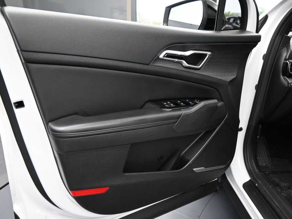 Used 2023 Kia Sportage X-Line image 16