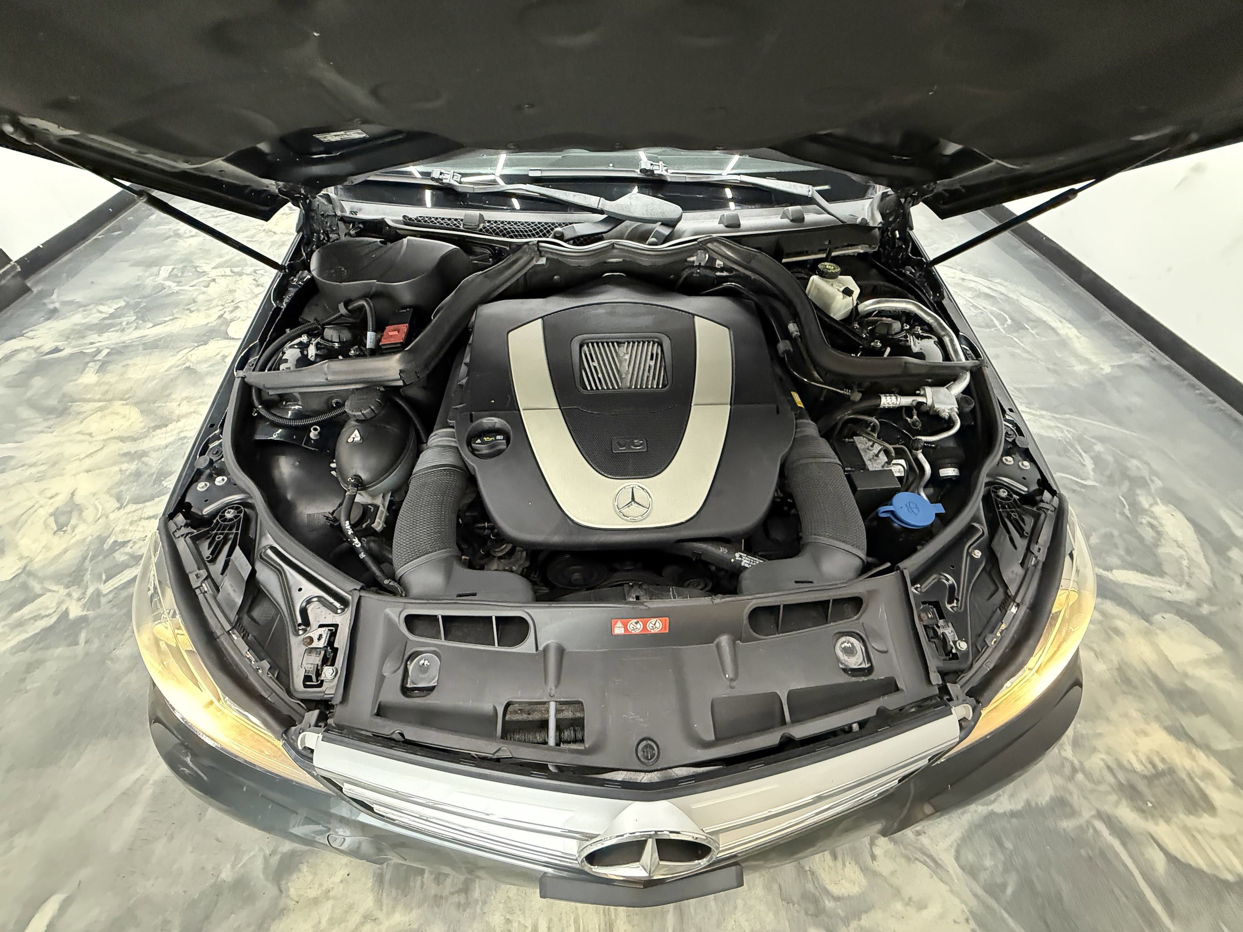 Used 2012 Mercedes-Benz C 300 4MATIC Sedan image 25