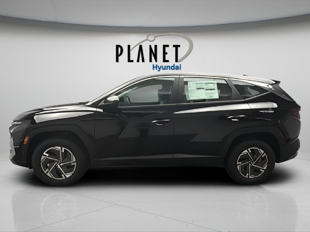 New 2026 Hyundai Tucson Blue SE AWD/4WD image 2
