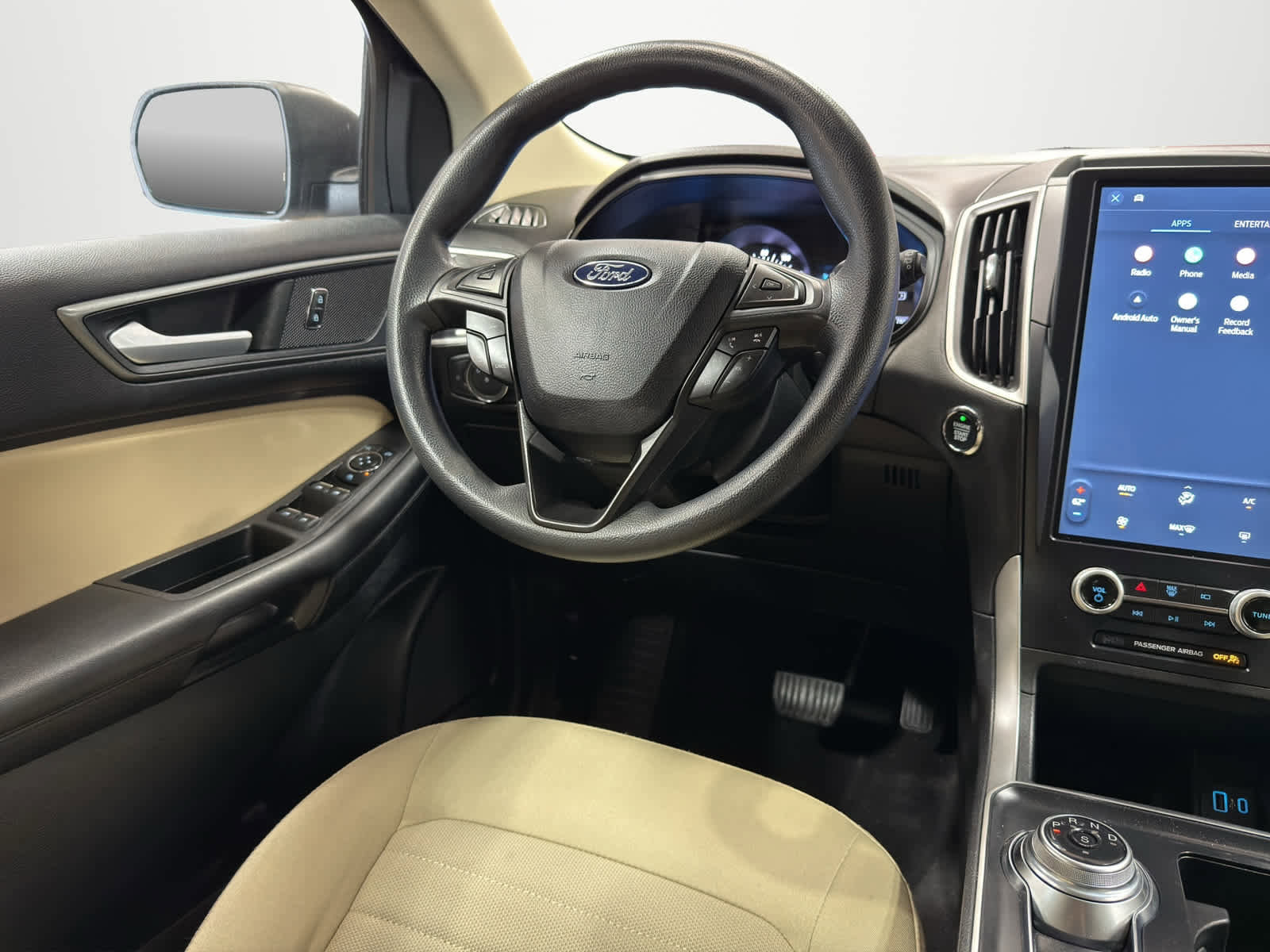 Used 2022 Ford Edge SE w/ Cargo Accessory Package image 15