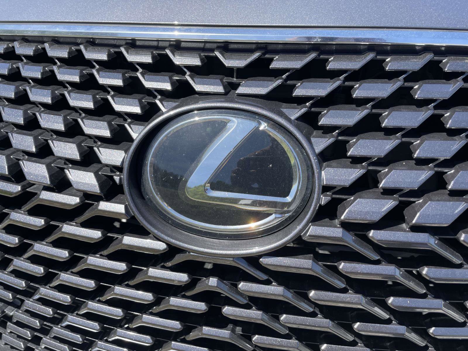 Used 2020 Lexus RX 350L FWD w/ Premium Package image 5