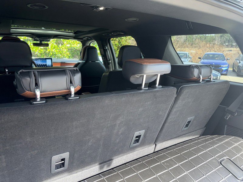 Used 2022 Lincoln Navigator Reserve image 20