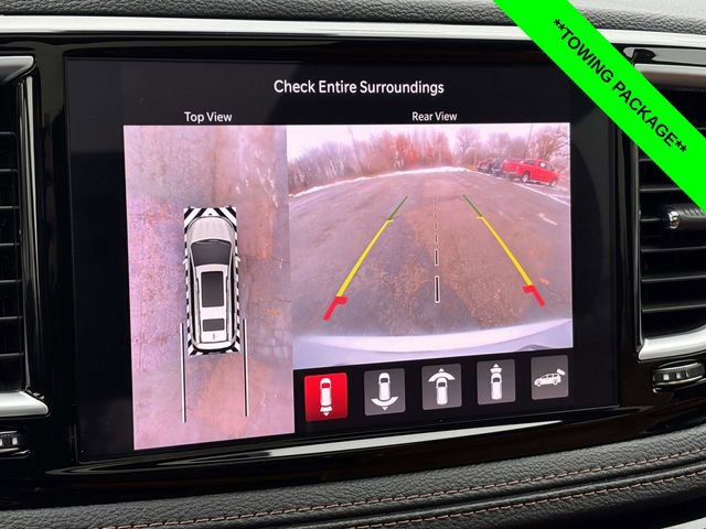 Used 2024 Chrysler Pacifica Pinnacle w/ Trailer Tow Group image 20