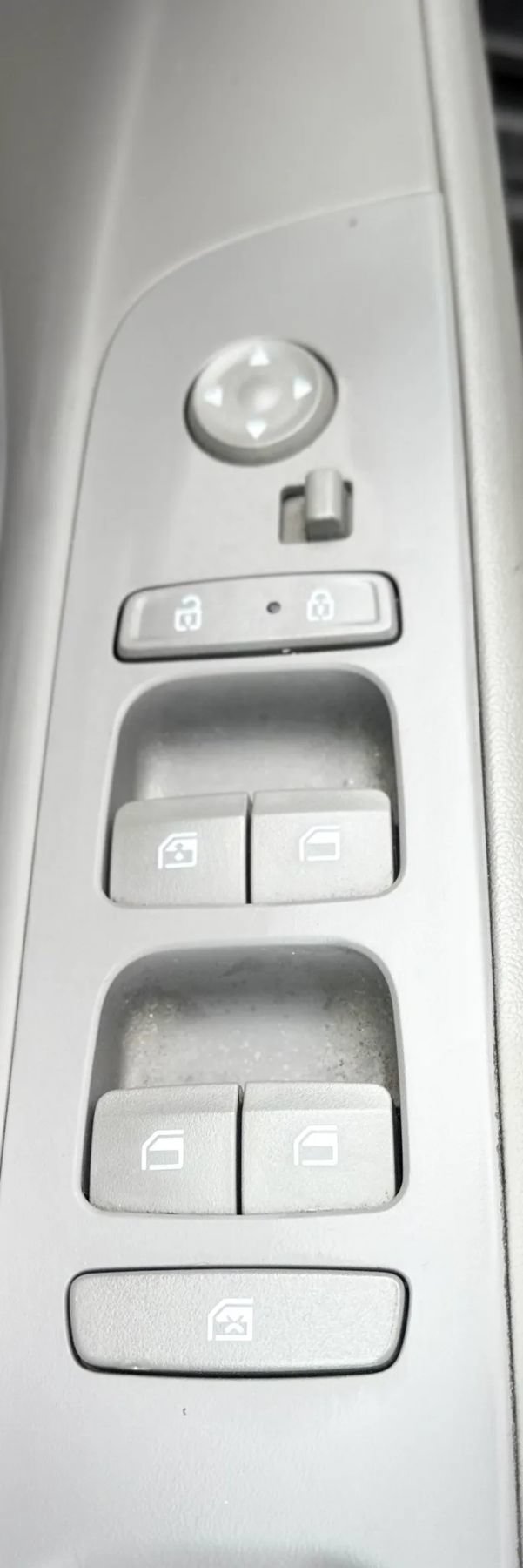 Used 2023 Hyundai Elantra SEL w/ Convenience Package FWD image 23