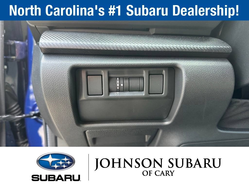Used 2025 Subaru Crosstrek 2.5i Limited w/ Crosstrek Mirror Package AWD/4WD image 19