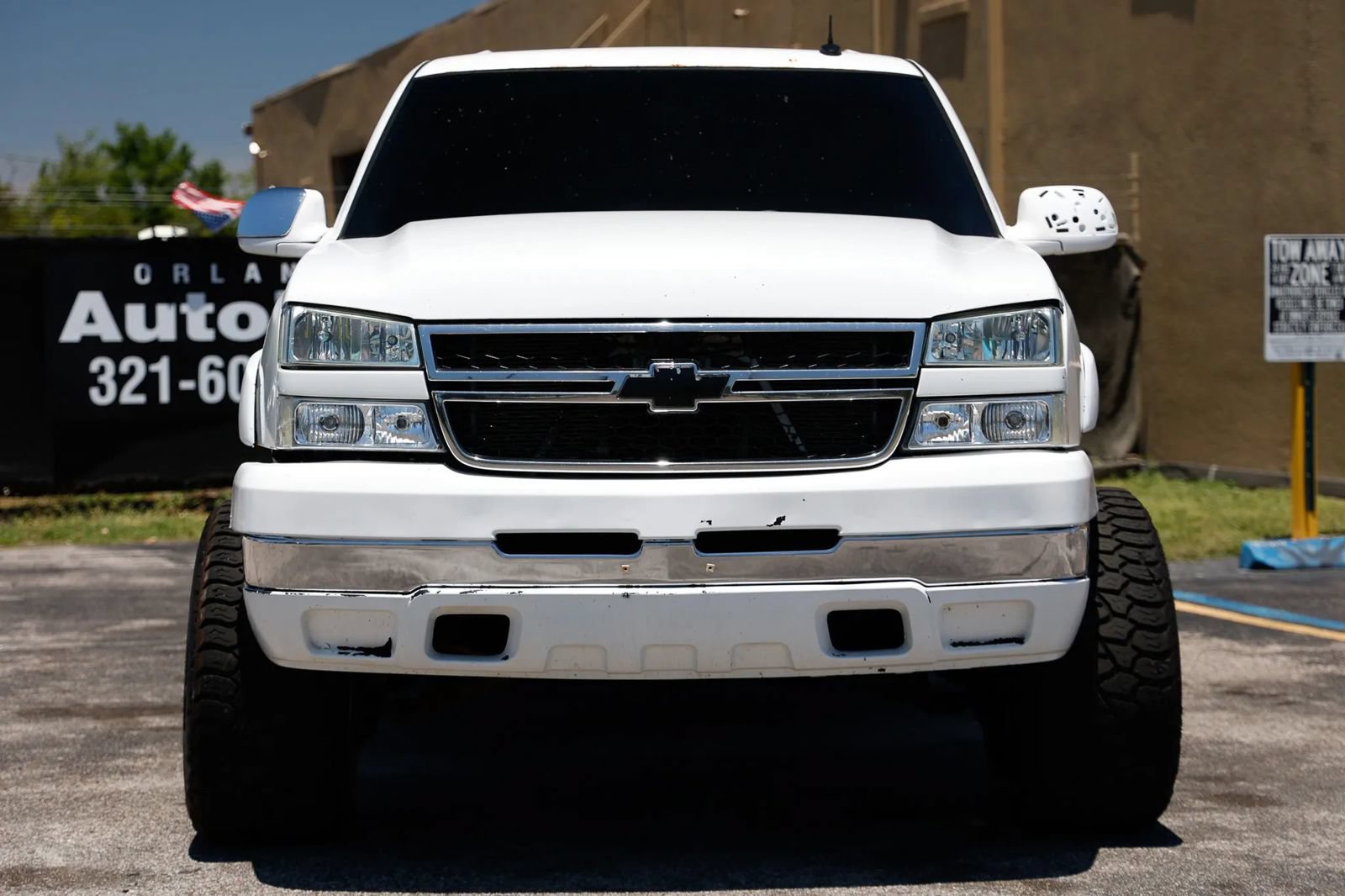 Used 2003 Chevrolet Silverado 2500 LT AWD/4WD image 9