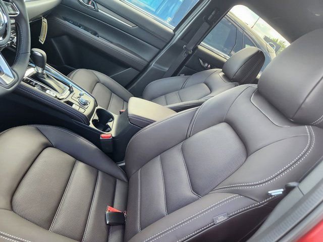 New 2025 MAZDA CX-5 Signature AWD/4WD image 11