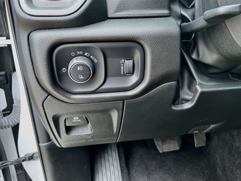 Used 2025 RAM 1500 Tradesman RWD image 10