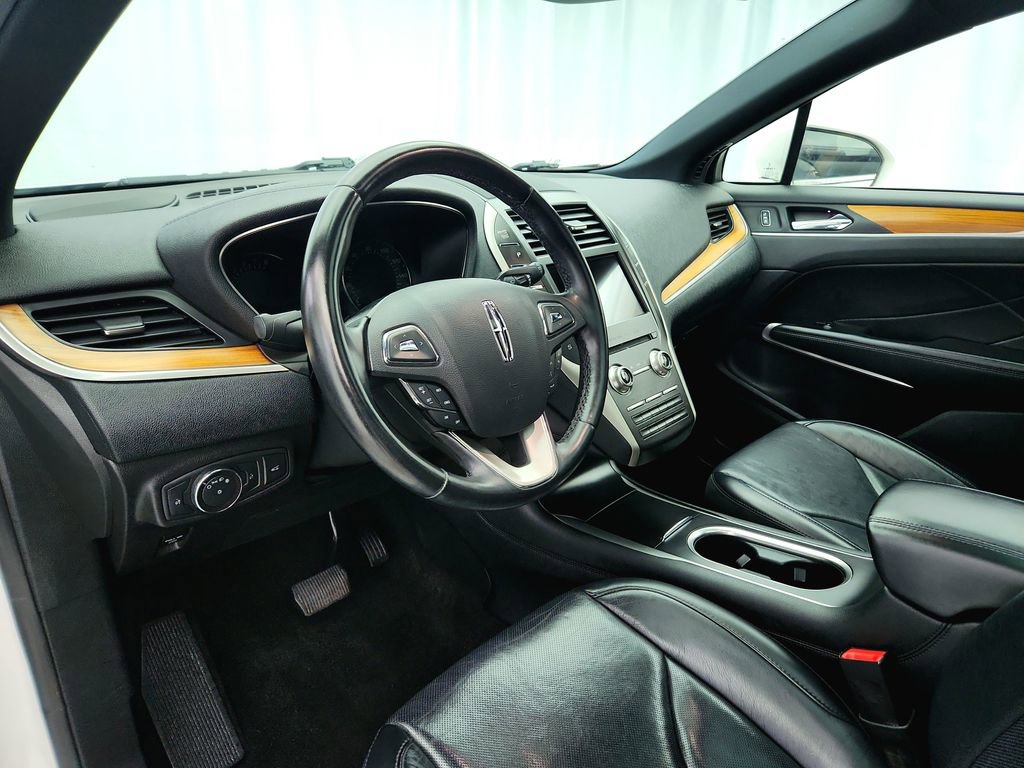 Used 2019 Lincoln MKC Reserve w/ MKC Climate Package image 9