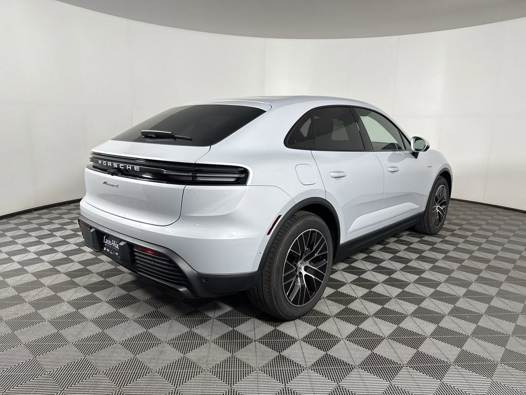 New 2025 Porsche Macan 4 Electric AWD/4WD image 7