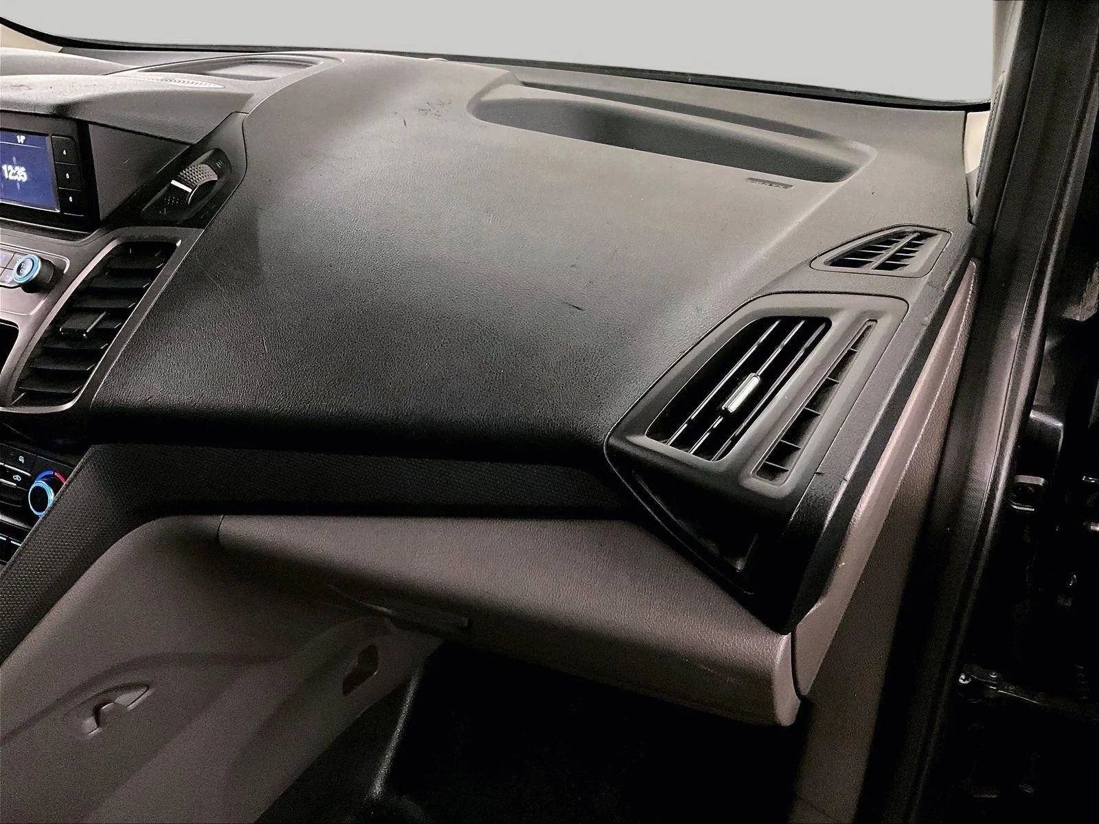 Used 2019 Ford Transit Connect XL image 15