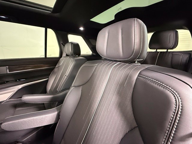 New 2027 Cadillac Vistiq Sport AWD/4WD image 25