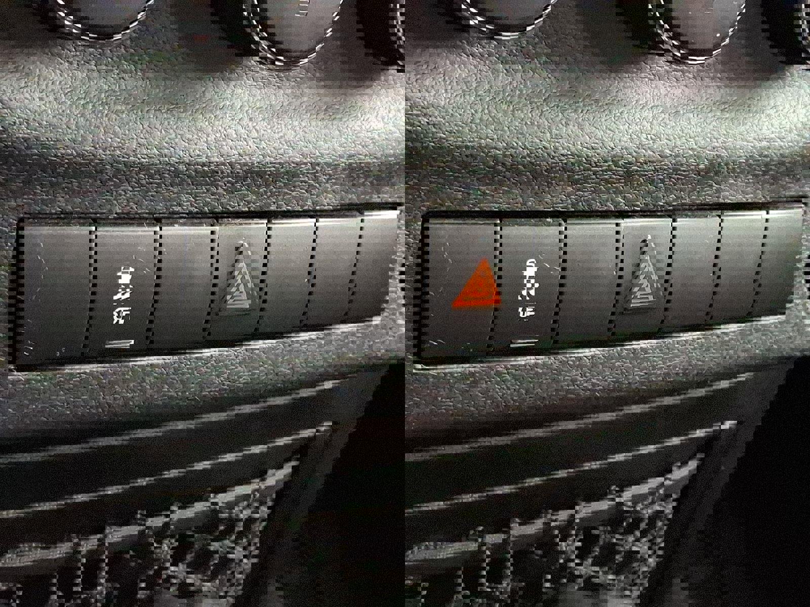 Used 2017 Jeep Wrangler Unlimited Sport w/ Connectivity Group image 25